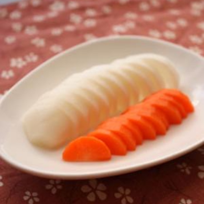 簡単♪袋で漬けるだけ!大根&人参の漬物